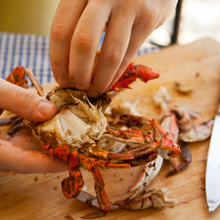 How to Eat Crabs